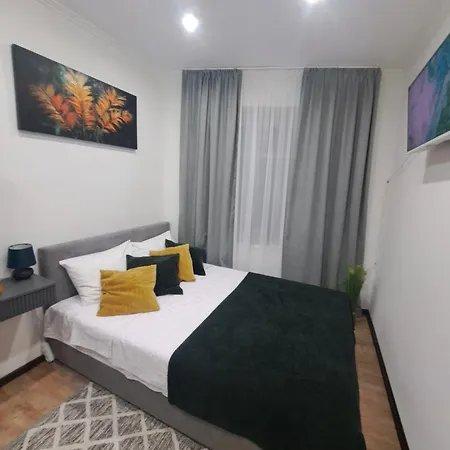 апартаминти у центрі міста * Lviv